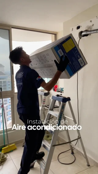 Instagram post from solucionescotec. This post is in position 1.