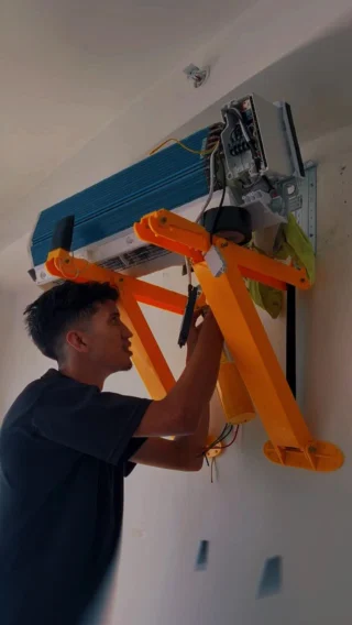 Instagram post from solucionescotec. This post is in position 20.
